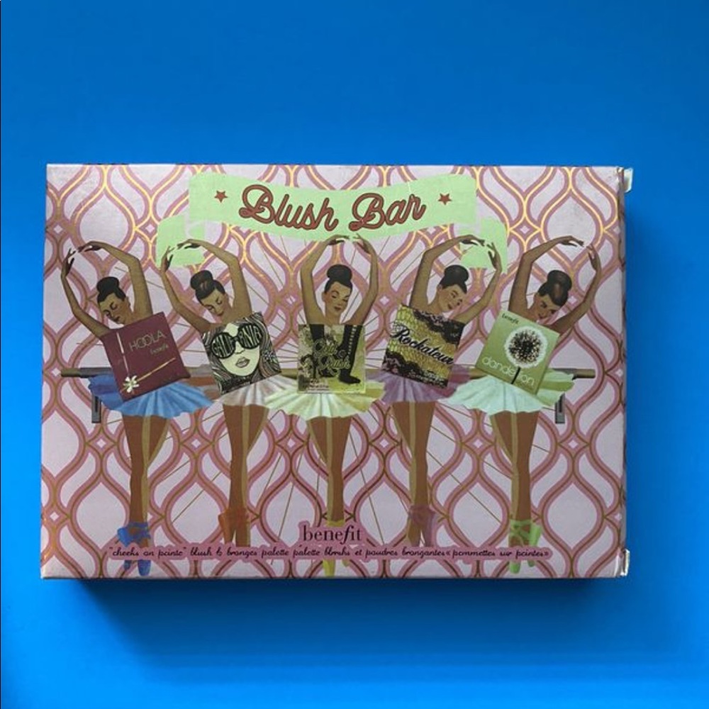 Blush bar